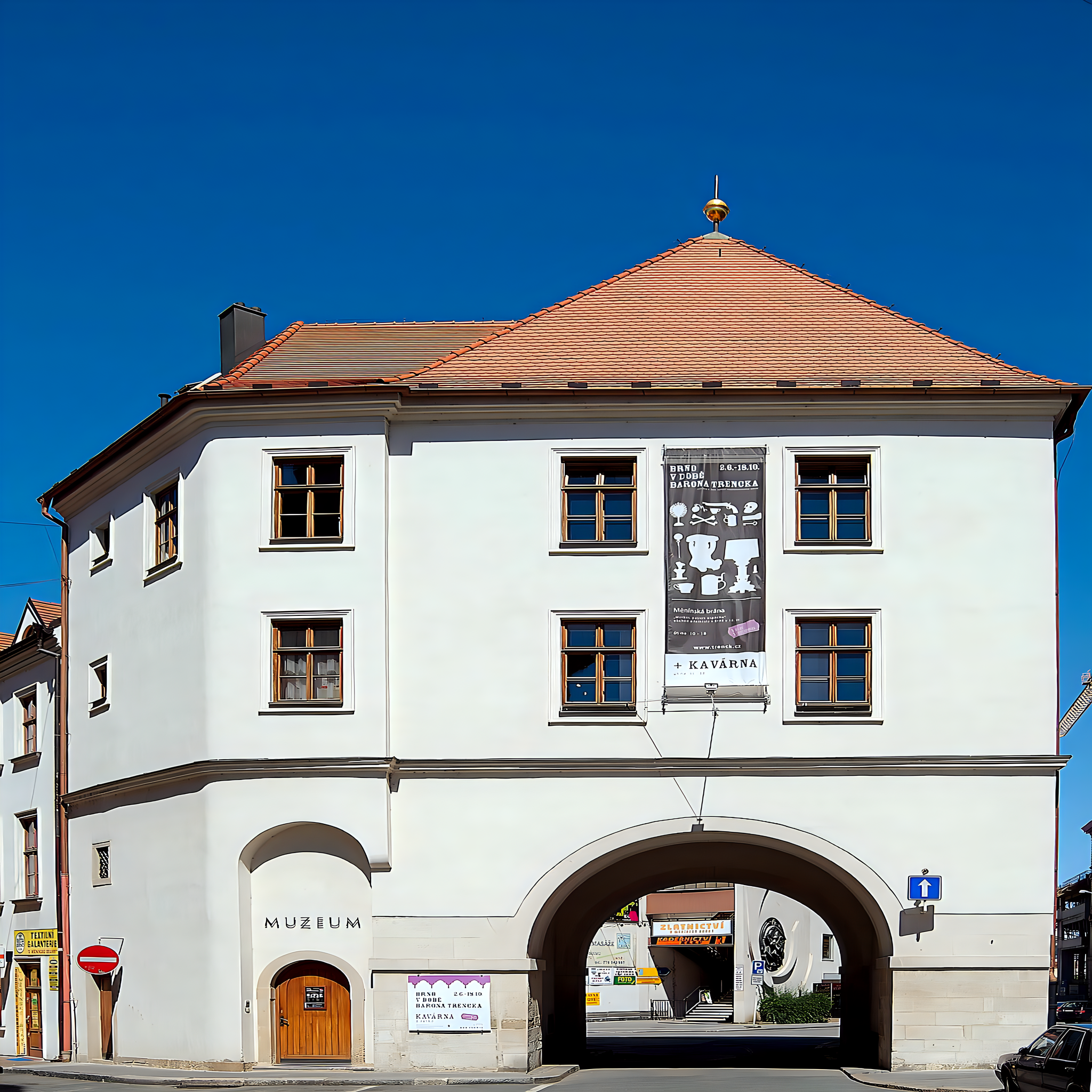 
<span>Měnínská brána</span>
