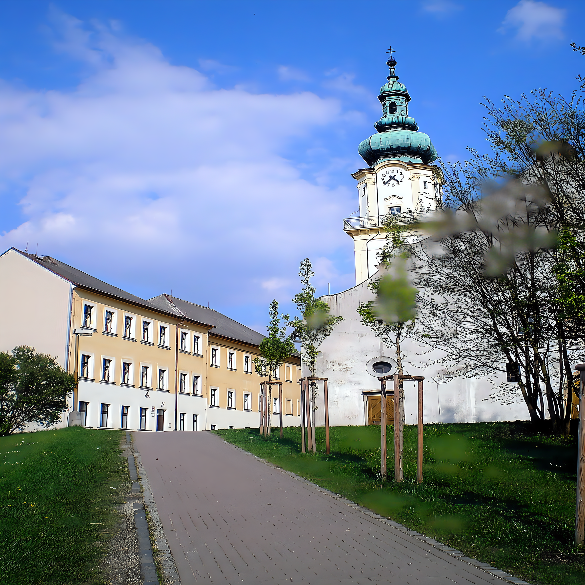 
<span>Kostel Nanebevzetí Panny Marie (Planá)</span>
