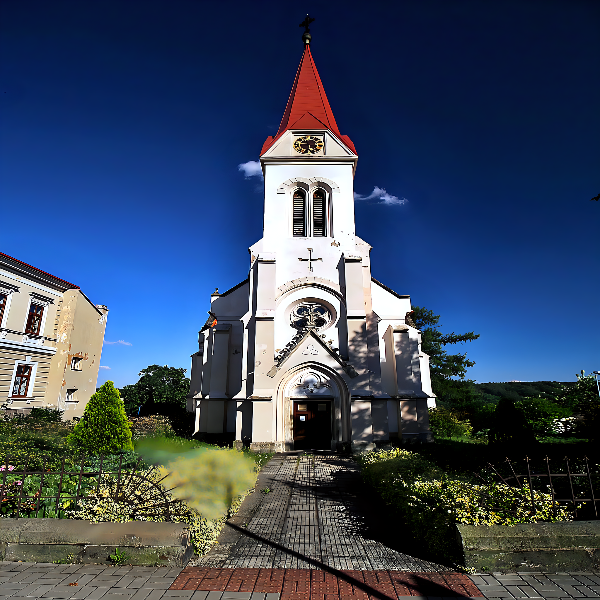 
<span>Kostel Narození Panny Marie (Ročov)</span>
