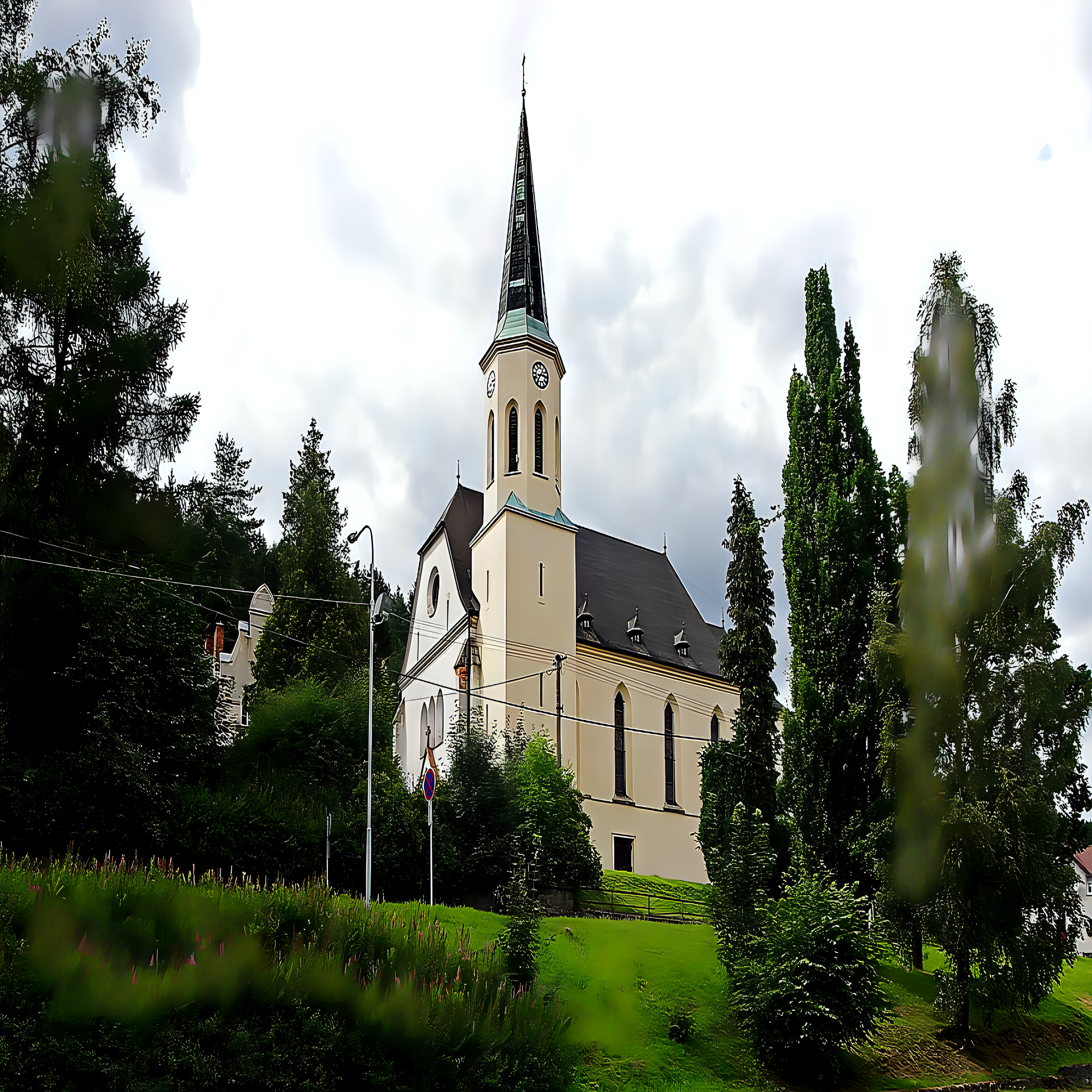 
<span>Kostel Nejsvětějšího Srdce Páně (Stříbrná)</span>
