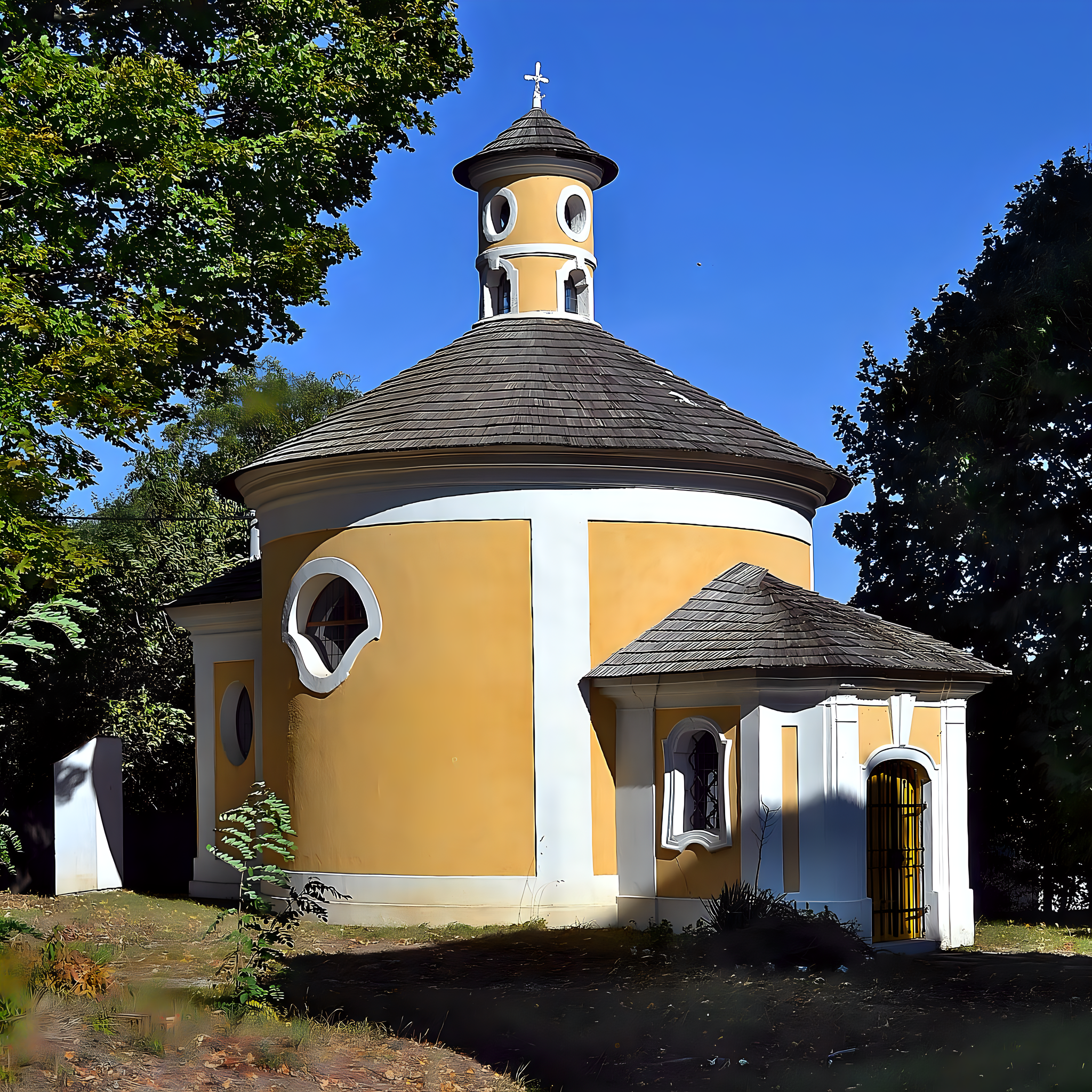
<span>kaple svaté Anny (Lesní Hluboké)</span>
