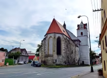 Kostel svatého Apolináře (Velké Předměstí)