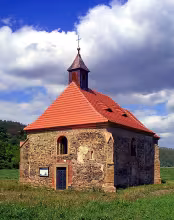 kostel svatého Petra a Pavla (Dolany)