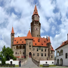 Bouzov