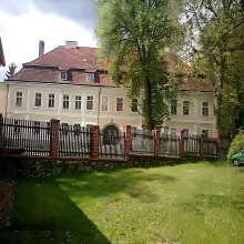 Zámek Těchobuz
