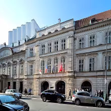 Losyovský palác