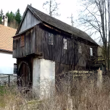 Vodní pila