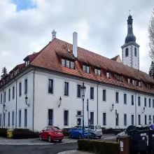 Klášter piaristů