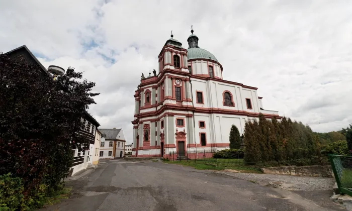 Bazilika svatého Vavřince a svaté Zdislavy