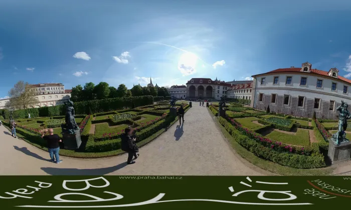Kolovratský palác ve Valdštejnské