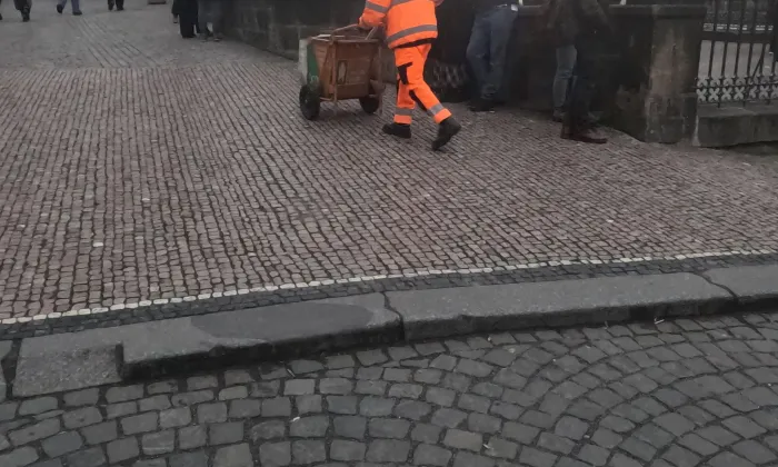 Staroměstská mostecká věž
