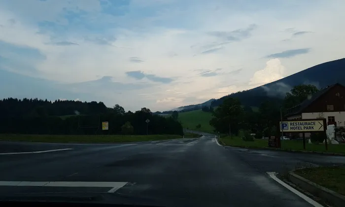Kostel Zjevení Páně (Ostružná)