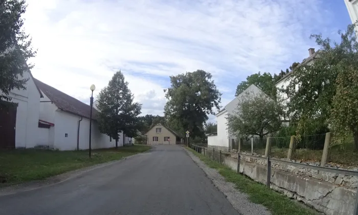 Kostel svatého Antonína Paduánského (Třeština)