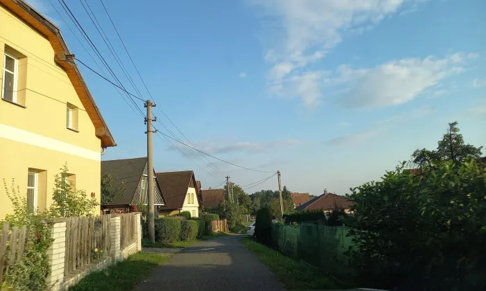Kostel svatého Jiří (Jenišovice)