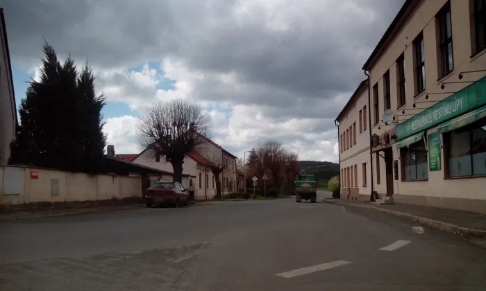 Kostel svatého Petra a Pavla (Liteň)