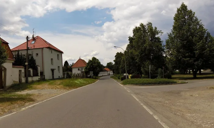 Kostel svatého Stanislava (Mořina)