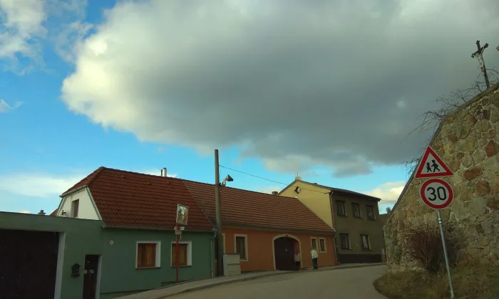 Kostel svatých Petra a Pavla (Hosín)