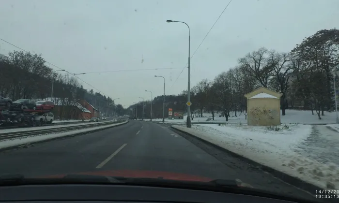 Výklenková kaplička v Motole