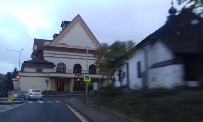 kostel svatého Michaela archanděla (Dolní Předměstí)