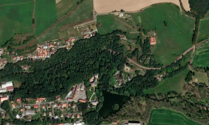 Červený Hrádek u Sedlčan – letecký pohled