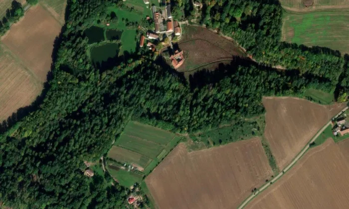 Červená Lhota – letecký pohled