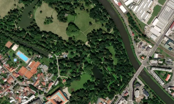 Arcibiskupské zahrady v Kroměříži – letecký pohled