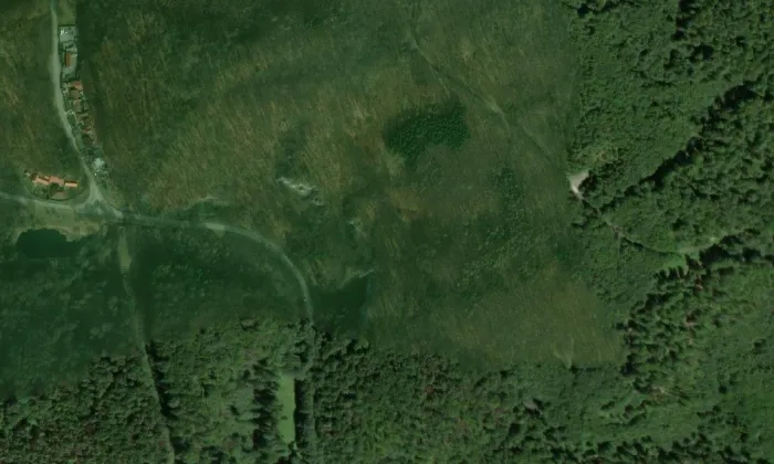Býčí skála – letecký pohled