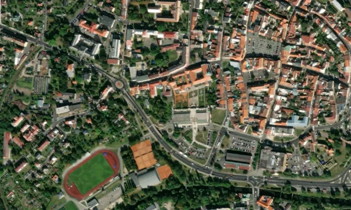 Bazilika Všech svatých v České Lípě – letecký pohled