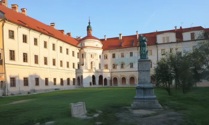 Církevní gymnázium sv. Voršily v Kutné Hoře – historical
