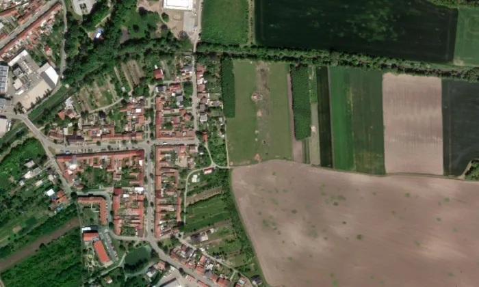 evangelický kostel (Újezd u Brna) – letecký pohled