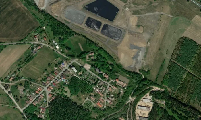 evangelický kostel v Chvaleticích – letecký pohled