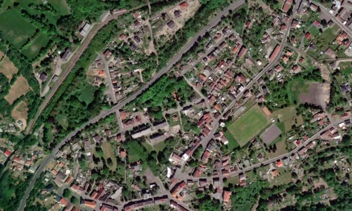 evangelický kostel v Hrobu – letecký pohled