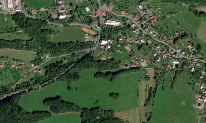 evangelický kostel v Pozděchově – letecký pohled