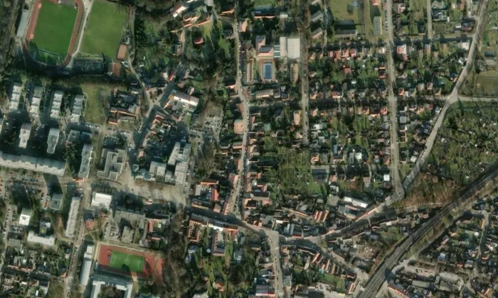 Husův sbor v Čelákovicích – letecký pohled