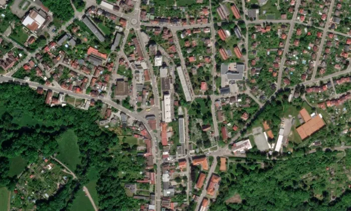 Husův sbor v Novém Městě nad Metují – letecký pohled