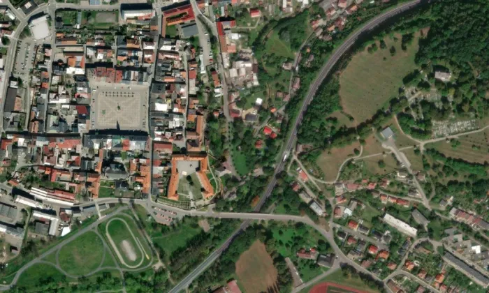kamenný most v Moravské Třebové – letecký pohled