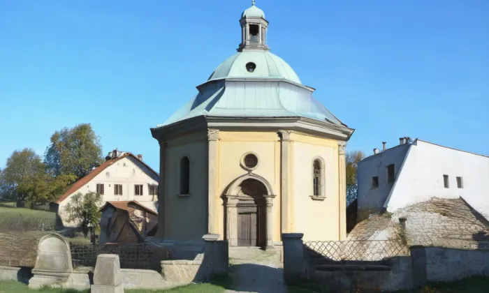 kaple na hřbitově v Doksech – historical