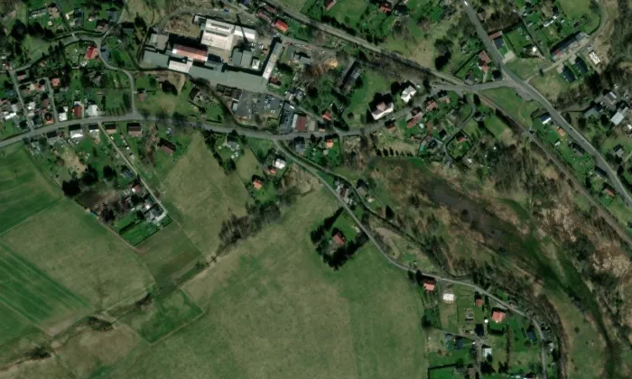 kaple svaté Alžběty Durynské v Dolních Křečanech – letecký pohled