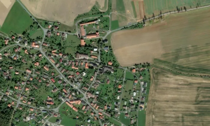 kaple svaté Anny (Lhotka) – letecký pohled