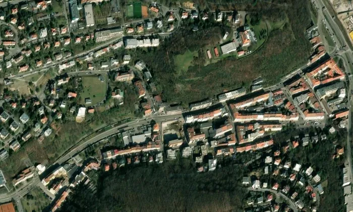 Kaple svaté Anny v Radlické – letecký pohled