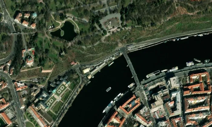 kaple svaté Máří Magdaleny (Holešovice) – letecký pohled