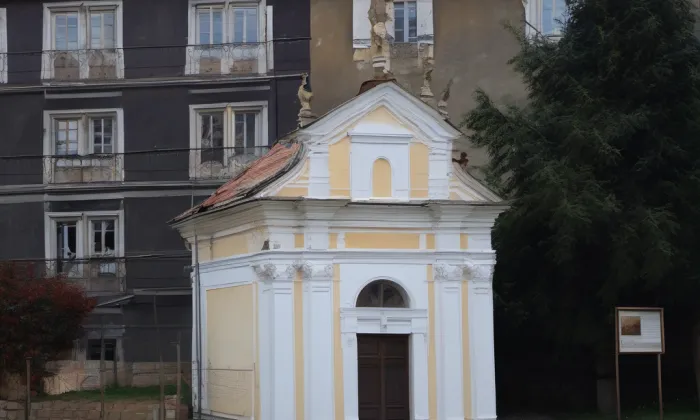 kaple svaté Rozálie (Arnultovice) – historical