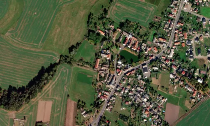 Kaple svatých Petra a Pavla (Veselá) – letecký pohled