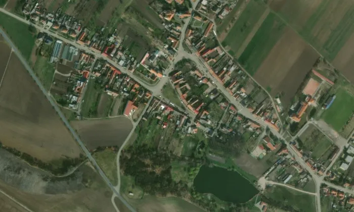 kaple svatého Cyrila a Metoděje (Olbramovice) – letecký pohled