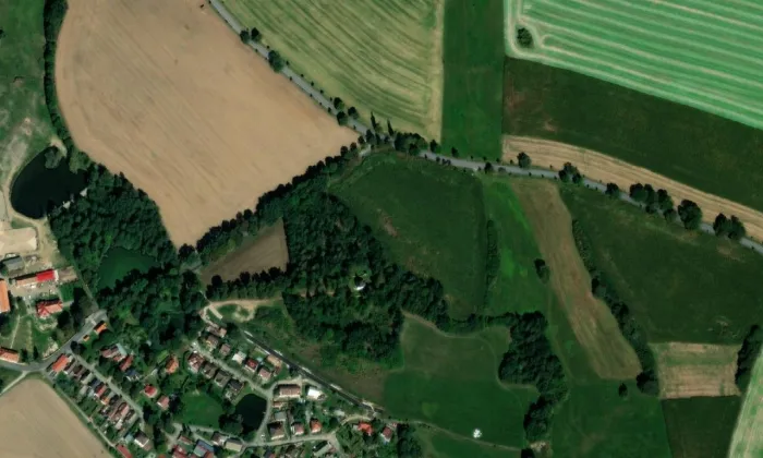 kaple svatého Jana Nepomuckého (Plandry) – letecký pohled