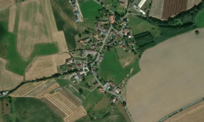 Kaple svatého Jana Nepomuckého (Slavošovice) – letecký pohled