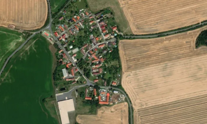 Kaple svatého Václava (Černíky) – letecký pohled