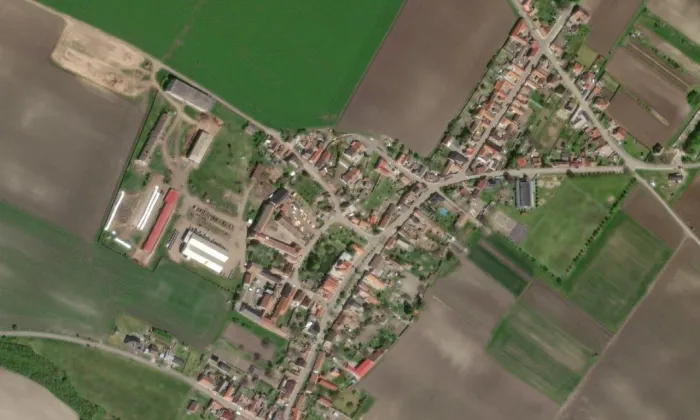 kaple svatého Václava (Keblice) – letecký pohled