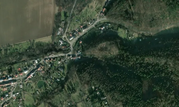 Kartuziánský klášter Vallis Josaphat – letecký pohled