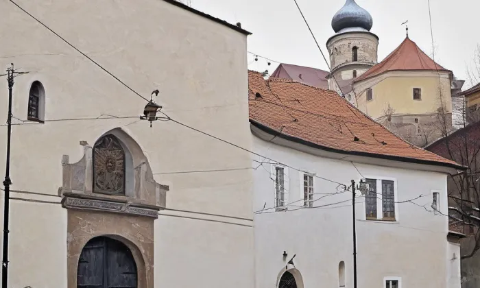 Klášter bosých karmelitek (Praha 1) – historical